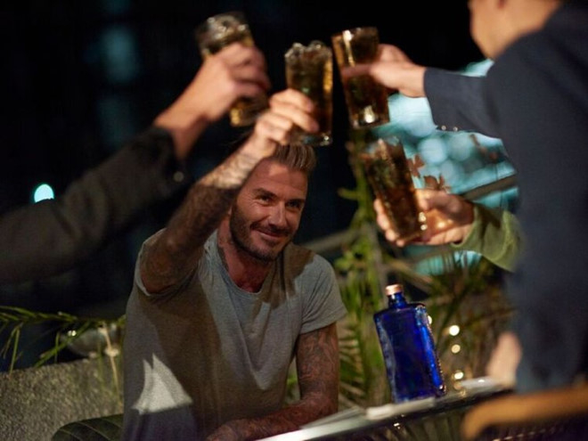 Vợ chồng David Beckham vẫn siêu giàu nhất thế giới là nhờ đâu?
