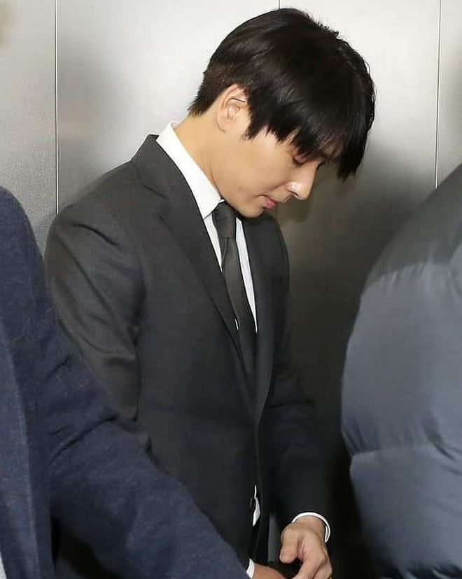 Choi Jong Hoon bình thản đến đáng sợ, Seungri phủ nhận mọi cáo buộc