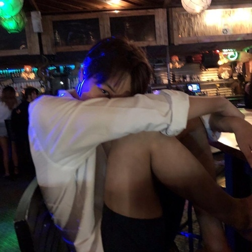 Ảnh hot sao Hàn: Tae Yeon son môi căng mọng nhìn muốn cắn
