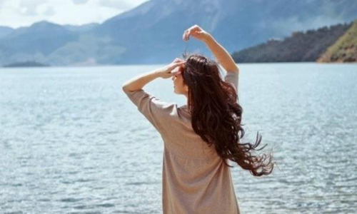 Cuộc đời này nên học hai chữ tuỳ duyên để cuộc sống nhẹ nhàng hơn