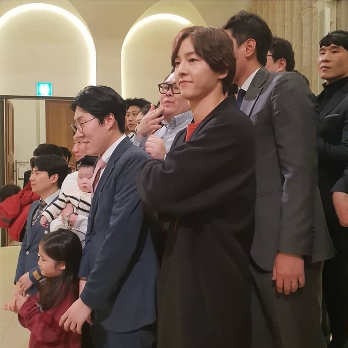 Song Hye Kyo đăng ảnh đi chơi với tiểu tam sau tin đồn ly hôn