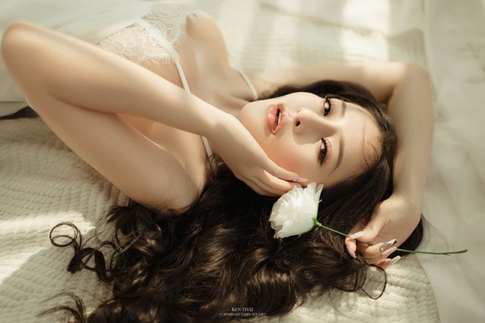 Đâu chỉ cần mặc đẹp khi ra đường, phụ nữ cũng cần phải mặc đồ ngủ đẹp