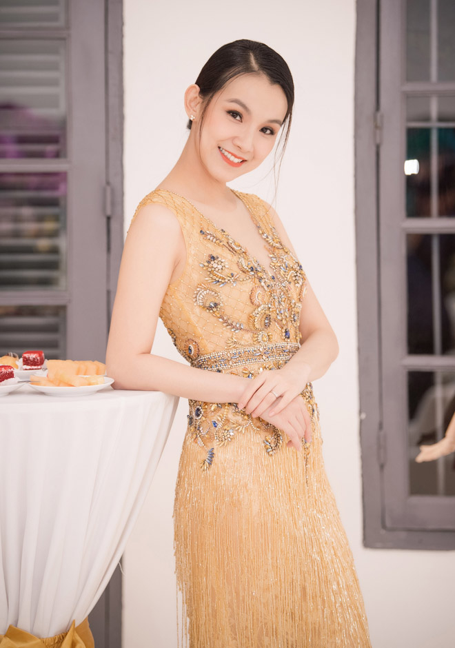 Đường tình của các Hoa hậu Hoàn Vũ: Người hạnh phúc an yên, người tan