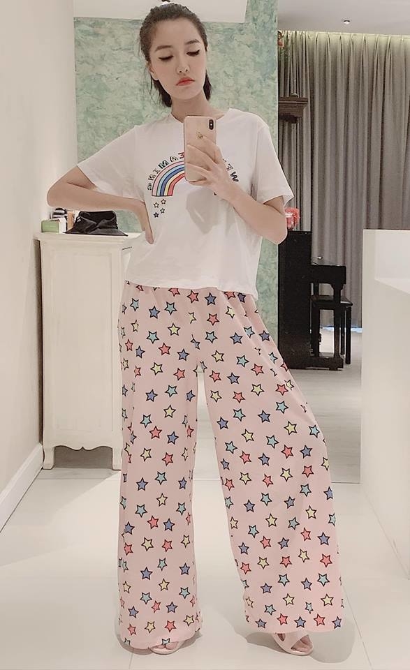 Giản dị với đôi giày 80K, công chúng càng ngưỡng mộ H'Hen Niê“rần rần