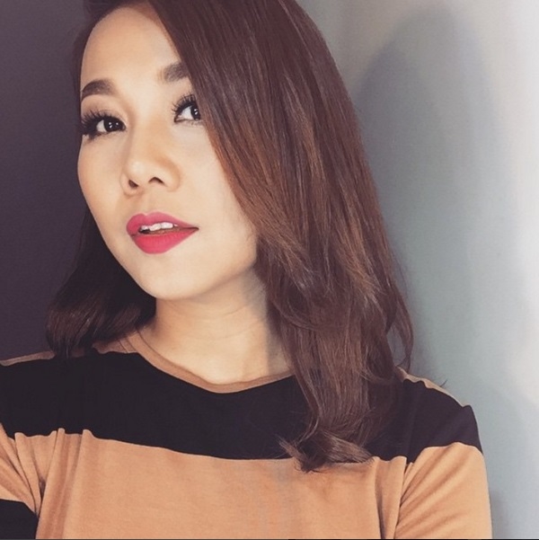 Giản dị với đôi giày 80K, công chúng càng ngưỡng mộ H'Hen Niê“rần rần