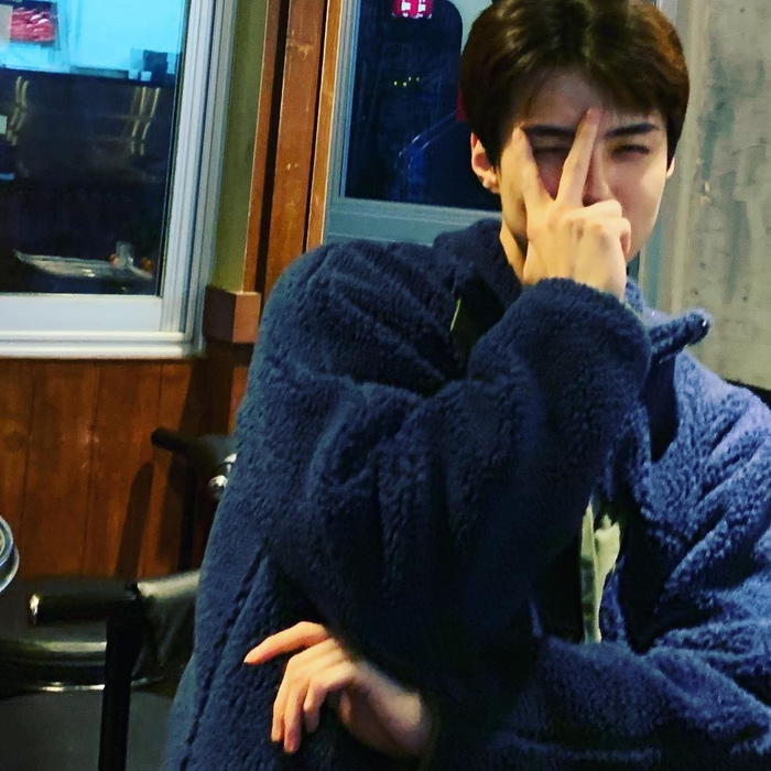 Hàng loạt bê bối bị đào lại và dàn sao bị liên luy bởi scandal Seungri