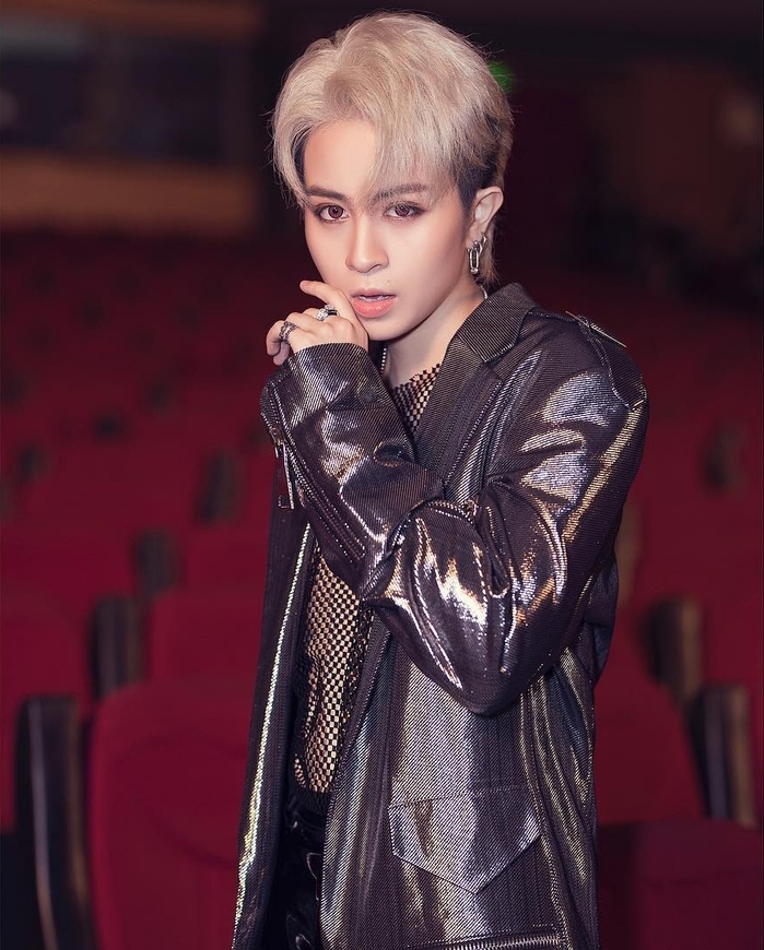 Hành trình thay đổi nhan sắc và phong cách của các nghệ sĩ tomboy Việt