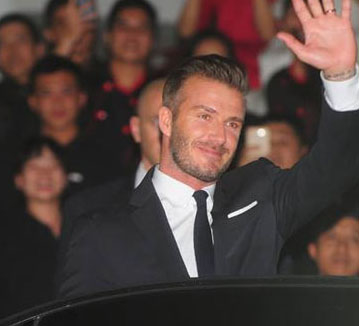 Hình ảnh đáng nhớ của Beckham trong 4 lần tới Việt Nam, sức nóng 17 