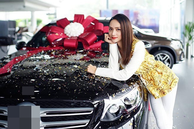 Hương Giang nắm giữ khối tài sản khủng ở tuổi 28
