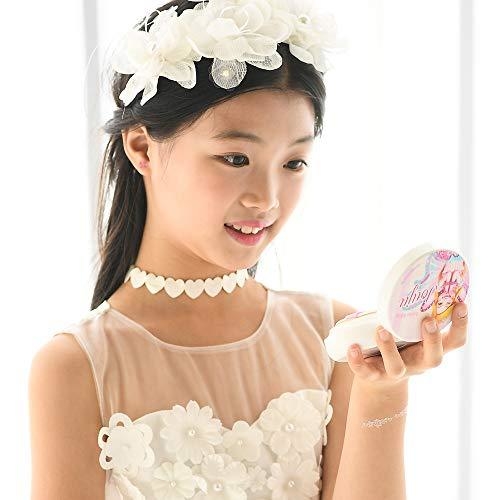 Khi mỹ phẩm làm đẹp trở thành đồ chơi thế hệ mới cho con trẻ