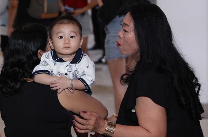 Khi sao Việt được làm mẹ bằng phương pháp mang thai hộ: Hành trình
