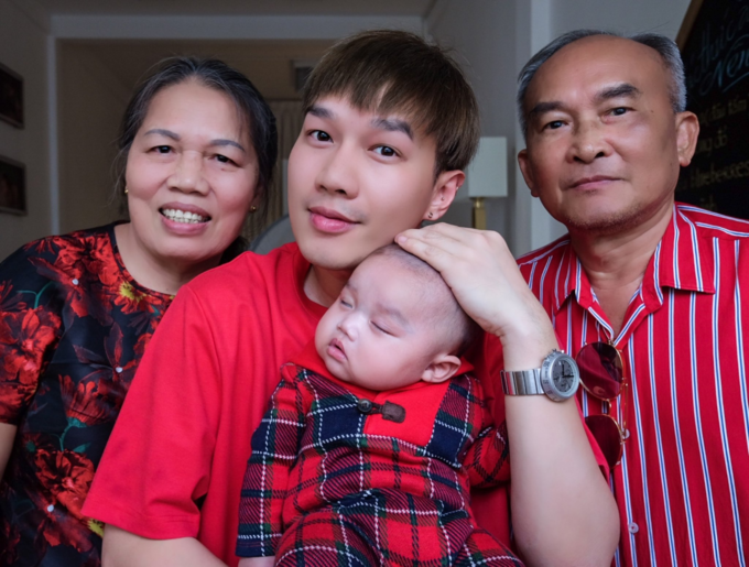 Khi sao Việt được làm mẹ bằng phương pháp mang thai hộ: Hành trình