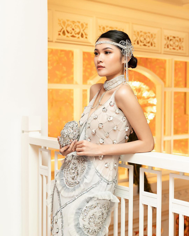 Khuôn mặt với đường nét sắc sảo như 4 mỹ nhân này mới đáng nể