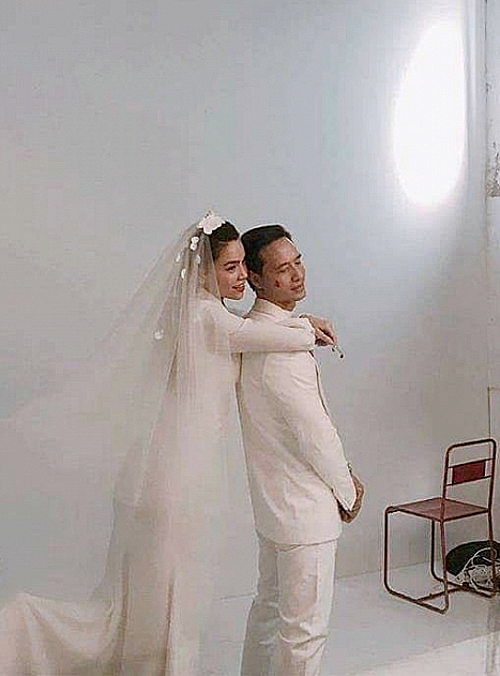 Kỳ Duyên - Minh Triệu tay đan tay, Hà Hồ - Kim Lý chụp ảnh cưới