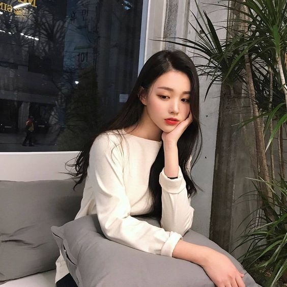 Suốt ngày than thiếu tình yêu: Bạn không yêu chính mình thì ai yêu bạn
