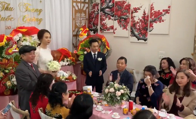 Làm dâu nhà đại gia, mỹ nhân Việt được mẹ chồng đối xử thế nào?