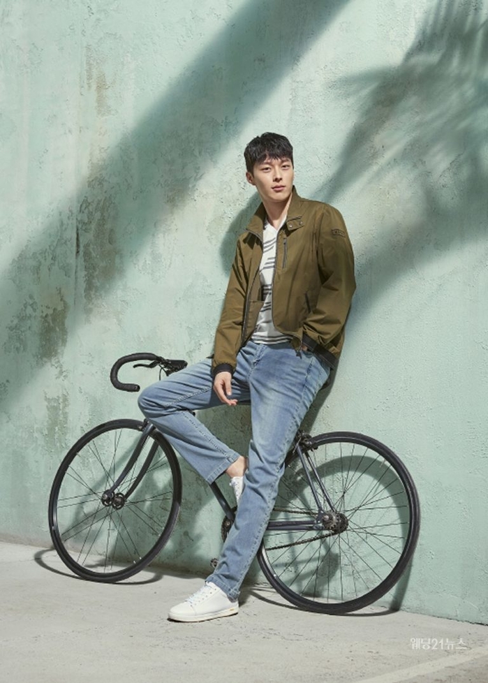 Loạt nam idol có chiều cao khủng nhất Kpop