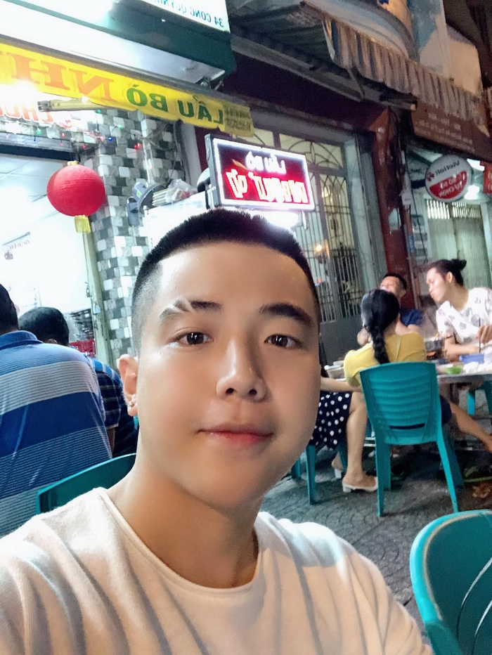 Lương Bằng Quang như “trai đẹp bị trục xuất”, Phạm Hương tái xuất
