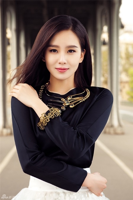Lưu Thi Thi: “Ngọc nữ” tài sắc vẹn toàn và cuộc sống hôn nhân viên mãn