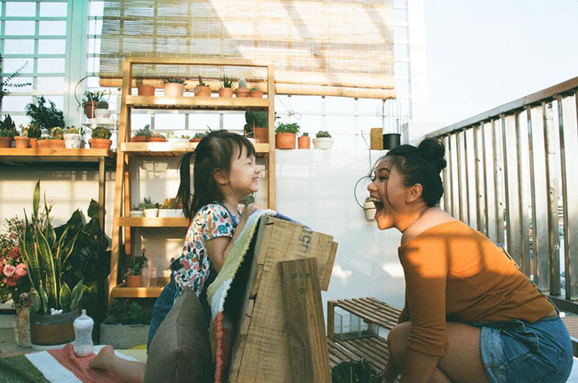 Nỗi lòng day dứt của ca sĩ Phương Vy khi luyện cho con trẻ ngủ riêng
