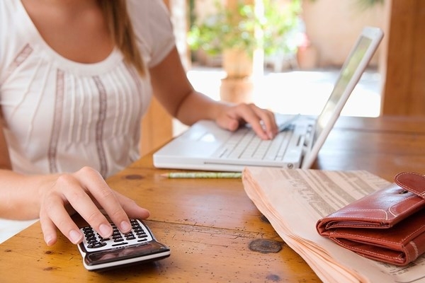 Trước khi rút ví mua sắm, hãy tự hỏi bản thân 2 câu rồi hẵn quyết định
