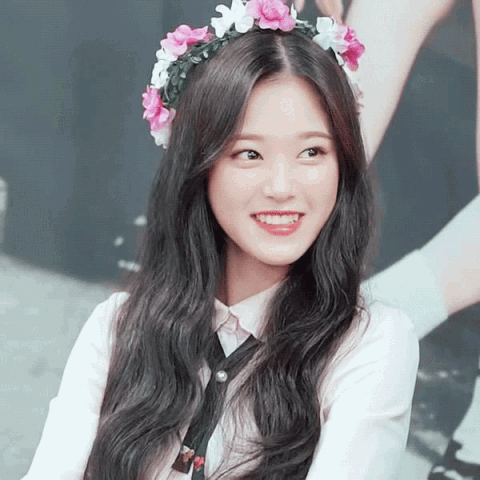 Mĩ nhân Kpop thế hệ 10x: Không giống Tzuyu thì cũng có nét của Irene