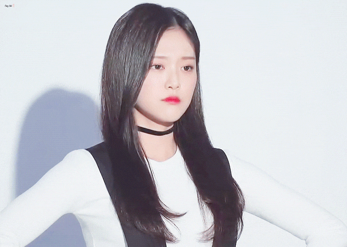 Mĩ nhân Kpop thế hệ 10x: Không giống Tzuyu thì cũng có nét của Irene