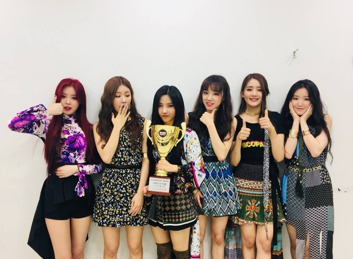 Vừa debut đã làm mưa làm gió, đây là 3 nhóm nhạc nữ được mong đợi