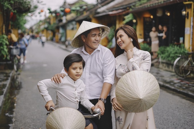 Muon kieu ghen tuong cua sao Viet: Hari Won ghen voi meo, con Dong Nhi thi…!