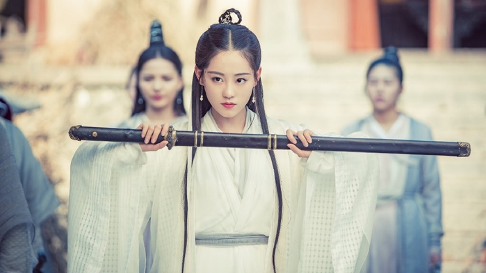 Mỹ nhân ngây thơ của Ỷ Thiên Đồ Long ký 2019 từng đóng cảnh nóng