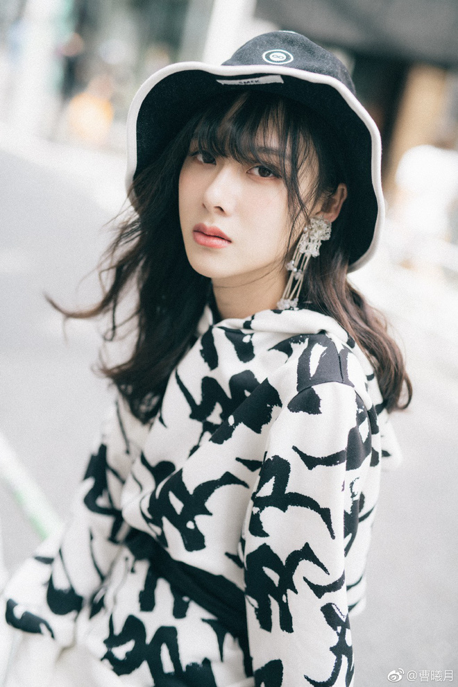 Mỹ nhân ngây thơ của Ỷ Thiên Đồ Long ký 2019 từng đóng cảnh nóng