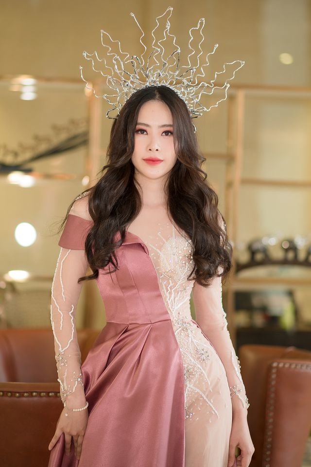 Nam Em lại khiến CĐM xôn xao và tìm hiểu về căn bệnh máu dễ đông