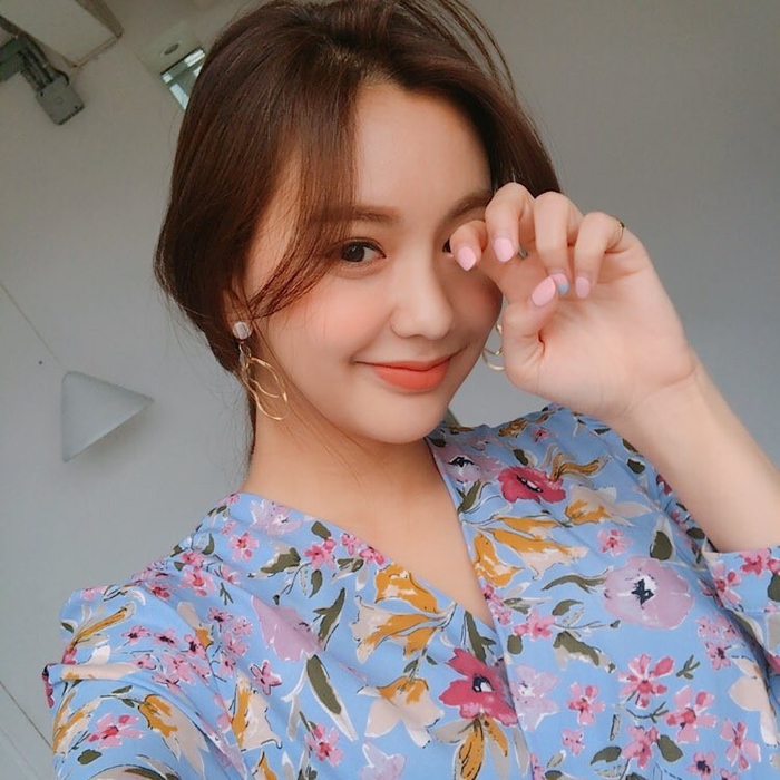 Nàng hãy học ngay cách làm đẹp bằng vitamin E của Hà Hồ
