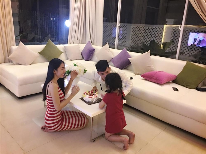 Nghe chuyện hôn nhân của sao Việt, hội ế lập tức muốn kết hôn
