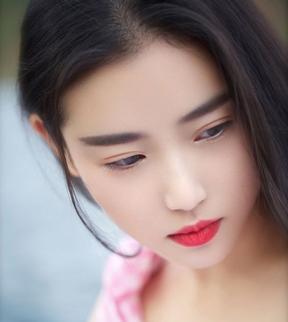 Người phụ nữ hạnh phúc là người phụ nữ đẹp nhất