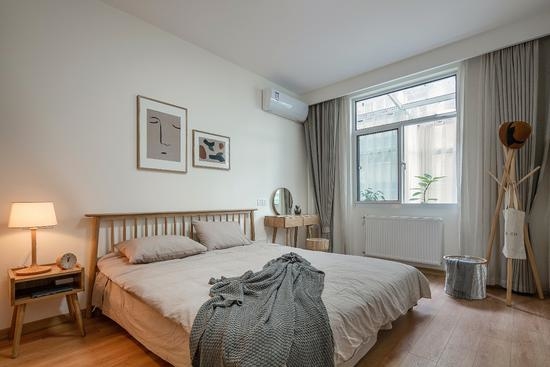 Nhà tập thể cũ được cải tạo thành căn hộ toàn góc sống ảo