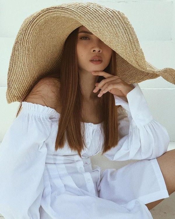 Nhờ “bảo bối” nên chẳng sợ nắng gắt Sài Gòn như Hà Tăng, Chi Pu