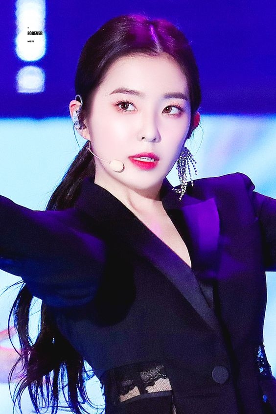 Những màu tóc đẹp đến vô thực một đi không trở lại của idol Hàn