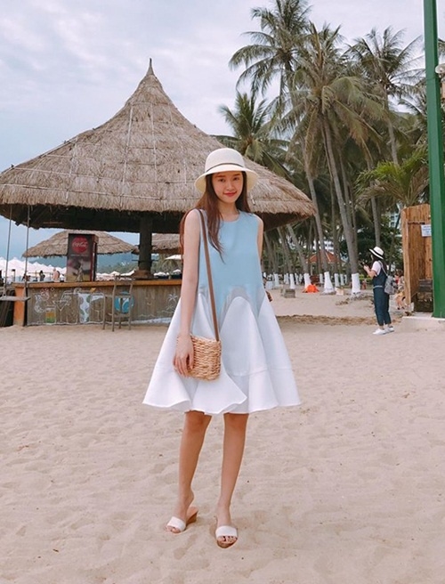 Những món đồ thời trang mùa hè chẳng lo lỗi mốt