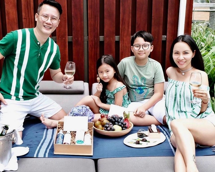 Những ông chồng trong showbiz không bao giờ cãi vợ chỉ bởi chữ yêu
