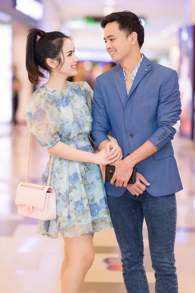 Những ông chồng trong showbiz không bao giờ cãi vợ chỉ bởi chữ yêu