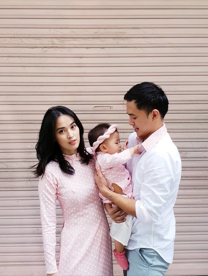 Những ông chồng trong showbiz không bao giờ cãi vợ chỉ bởi chữ yêu