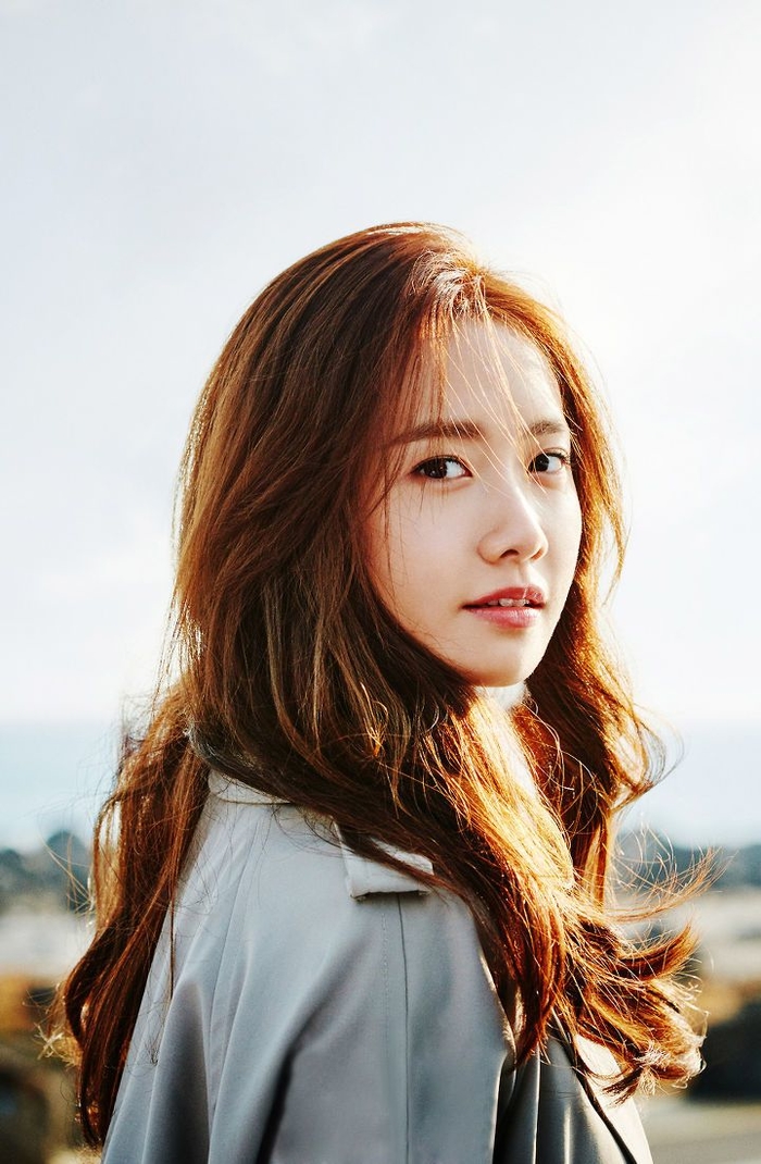 Nữ idol đẹp nhất ngoài đời do thần tượng bình chọn: Em út TWICE bất