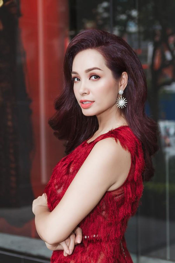 Phát hiện chồng ngoại tình, loạt sao Việt ứng xử cao tay