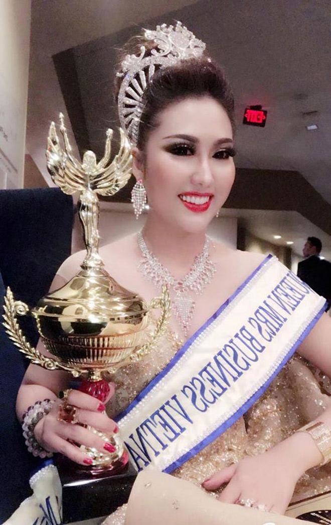 Phi Thanh Vân: Hành trình trở thành Nữ hoàng dao kéo