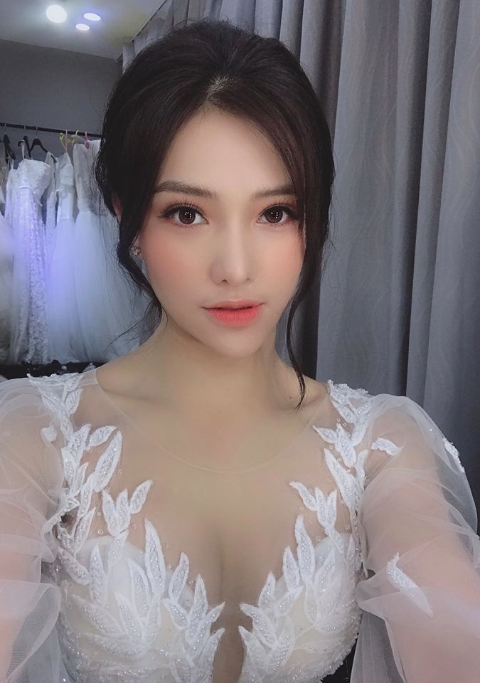 Phẫu thuật thẩm mỹ đang trở thành trào lưu đối với sao Việt?