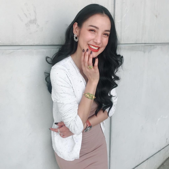 Sao nữ Tbiz còn sở hữu thành tích học tập tốt