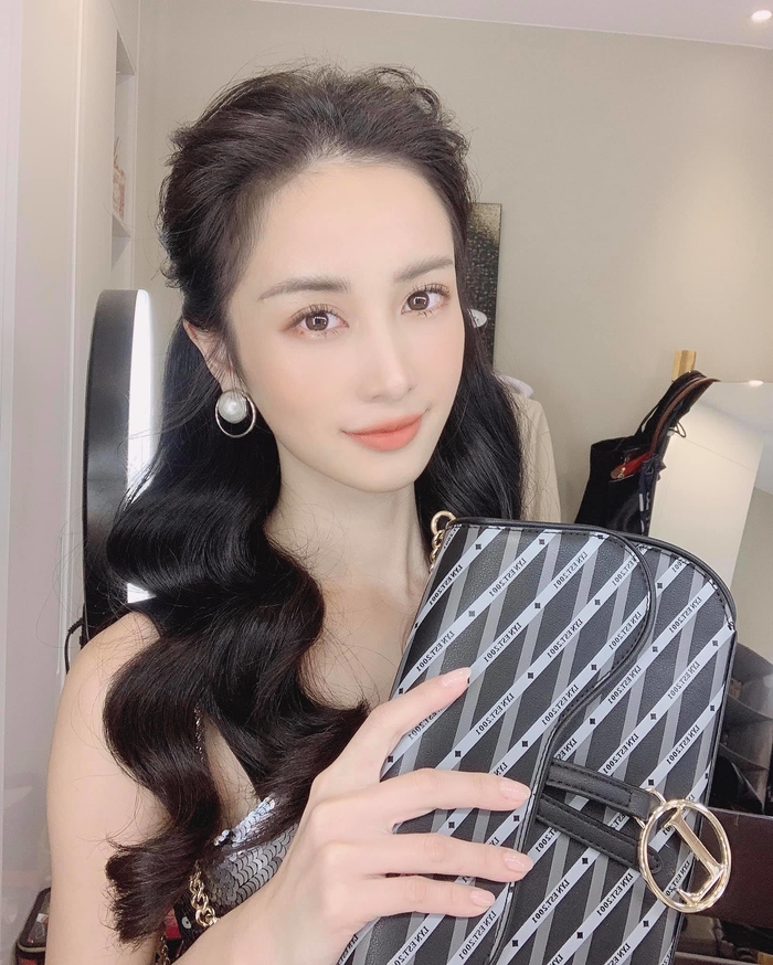 Sao Việt diễn dở vẫn đắt phim