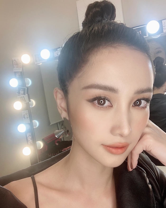 Sao Việt diễn dở vẫn đắt phim