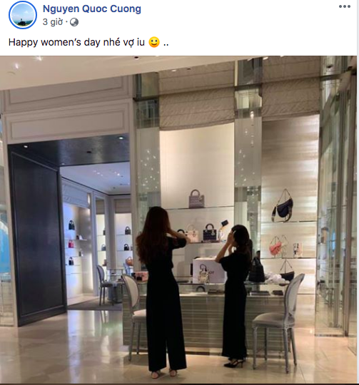Sao Việt khoe quà ngày 8/3